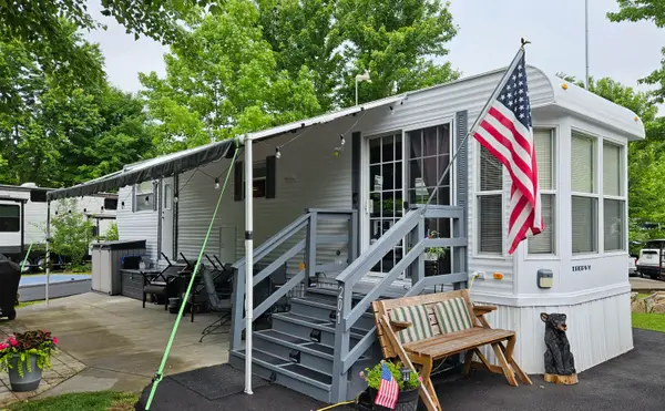 4223 East Parkway, Gatlinburg, TN 37738