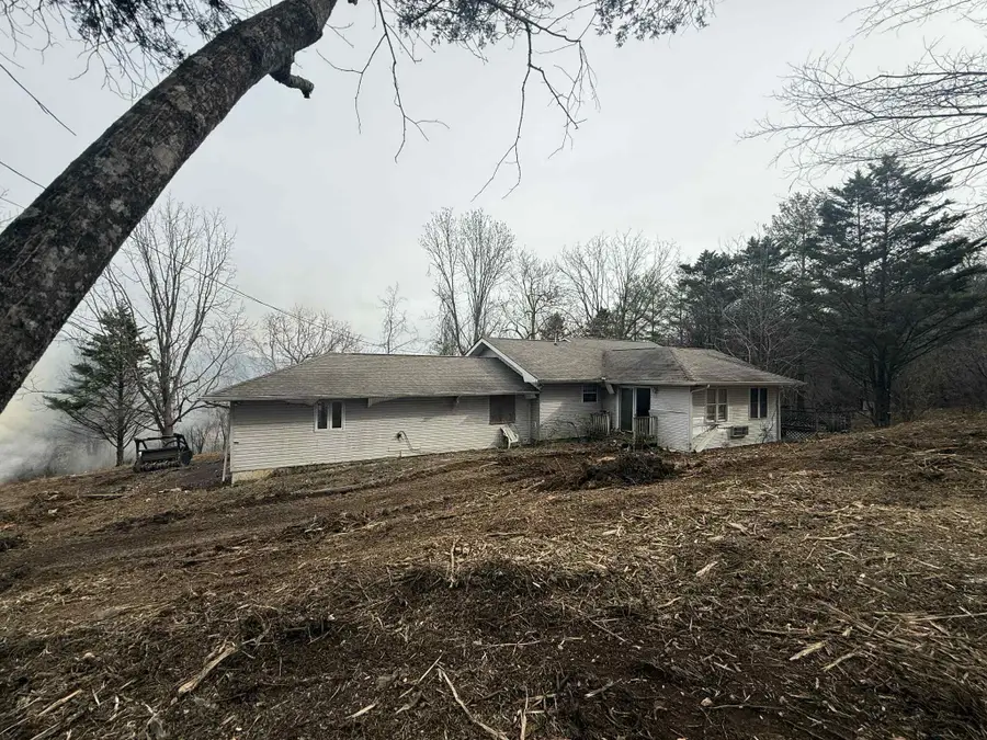 123 Wayne Shoffner Lane, Maynardville, TN 37807 - Image #2