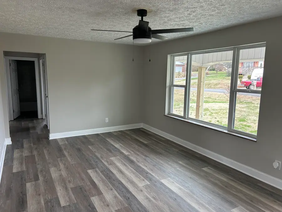 413 English Drive, Talbott, TN 37877 - Image #3