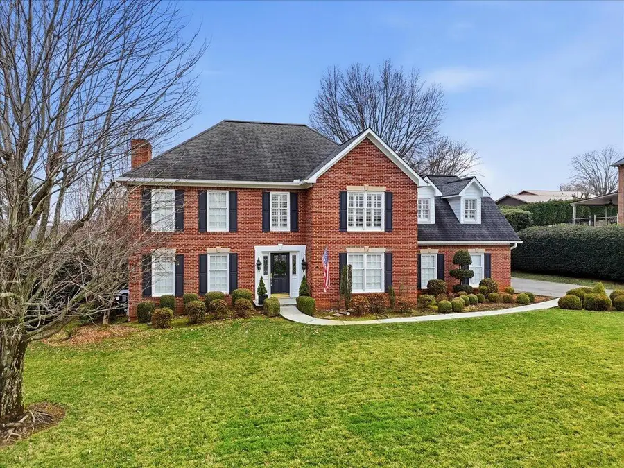825 Colonial Drive, Morristown, TN 37814 - Image #3