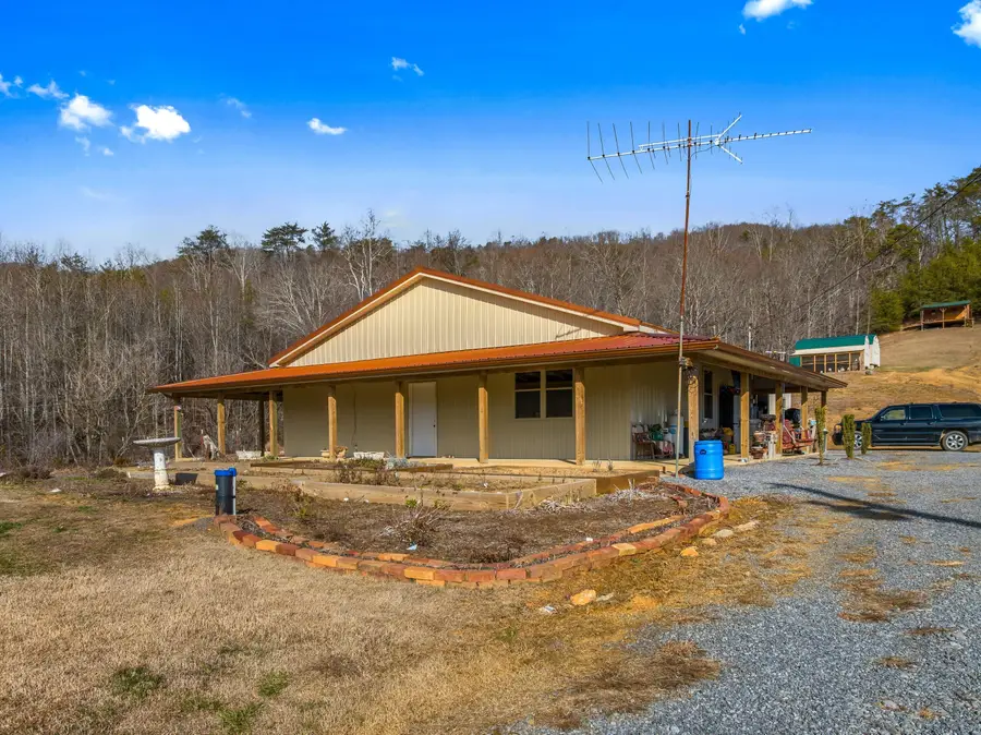 336 Cloud Creek Road, Rogersville, TN 37857 - Image #2