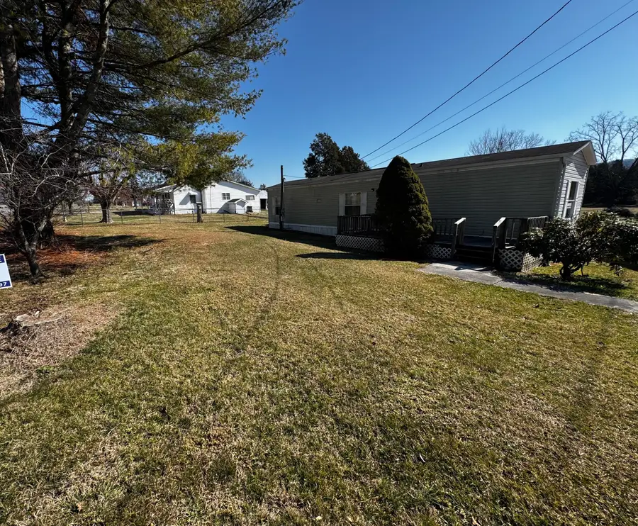 9326 Davis Drive, Corryton, TN 37721 - #2