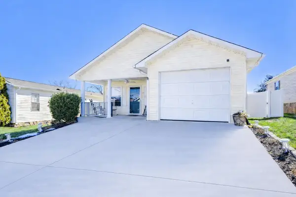 2544 Bay Meadows Way, Sevierville, TN 37876