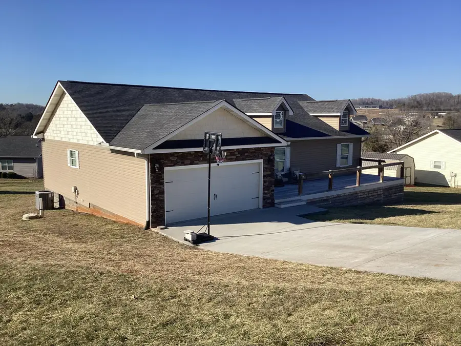 205 Clear Creek Road, Kodak, TN 37764 - #2