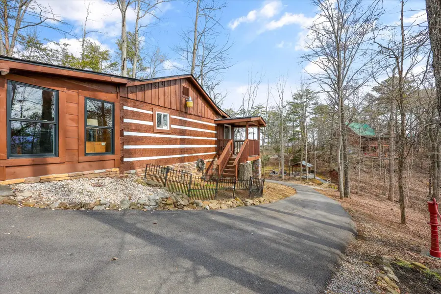 1645 Ridgecrest Drive, Sevierville, TN 37876 - #3