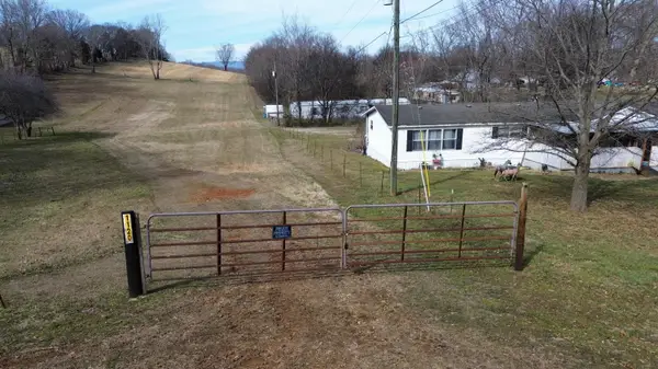 1120 Pullen Road, Whitesburg, TN 37891