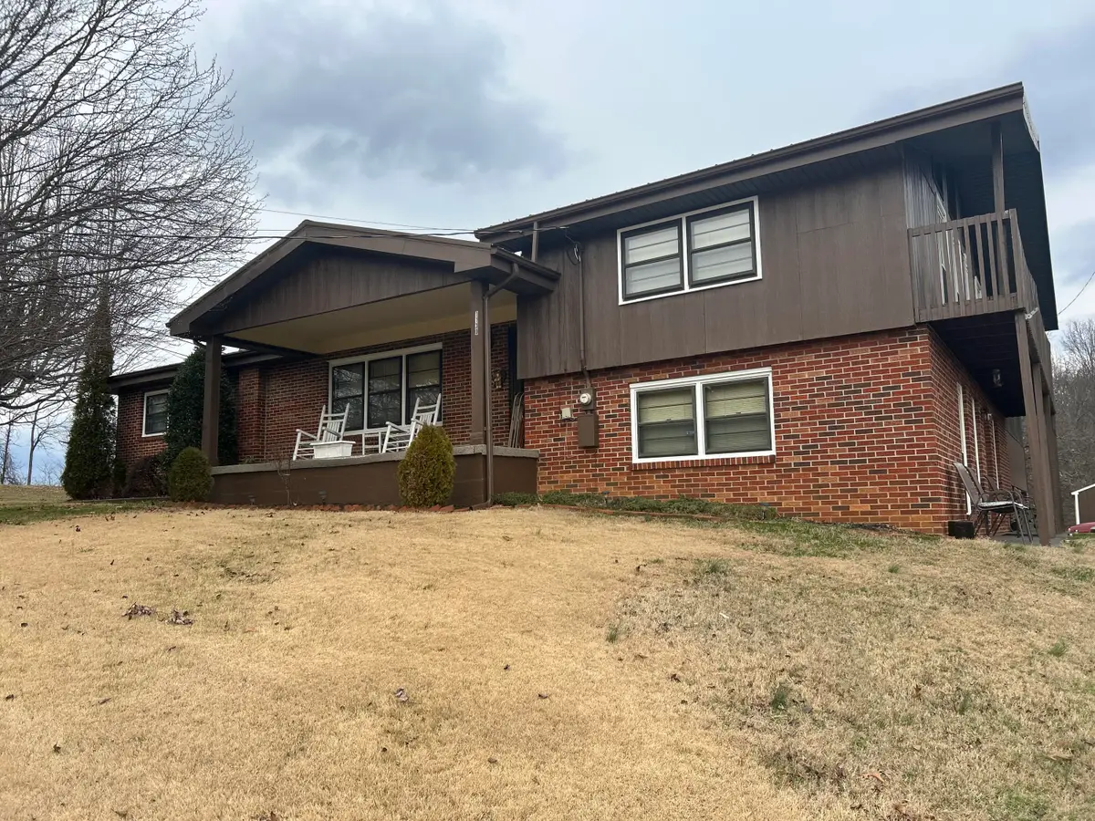 1130 Hixson Avenue, Greeneville, TN 37743 - #1