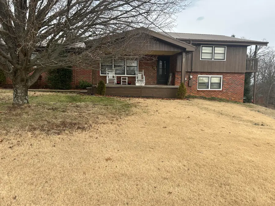 1130 Hixson Avenue, Greeneville, TN 37743 - #2