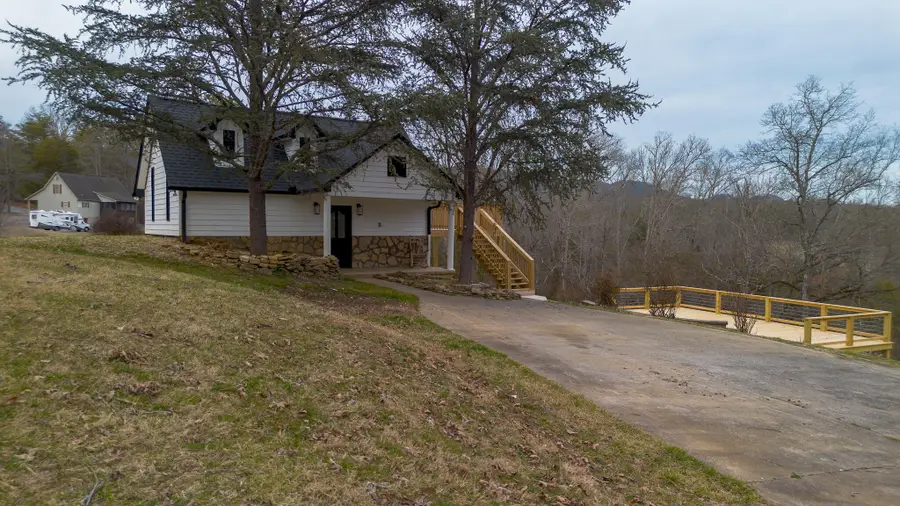 192 Manis Road, Rogersville, TN 37857 - #2