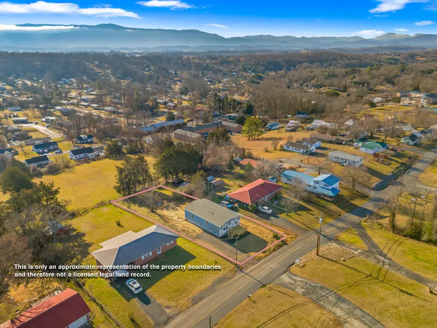 614 E Barton Ridge Road, Greeneville, TN 37745 - #3