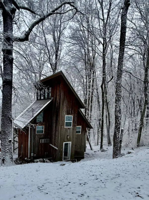 911 Swan Saddle Road Road, Sevierville, TN 37876