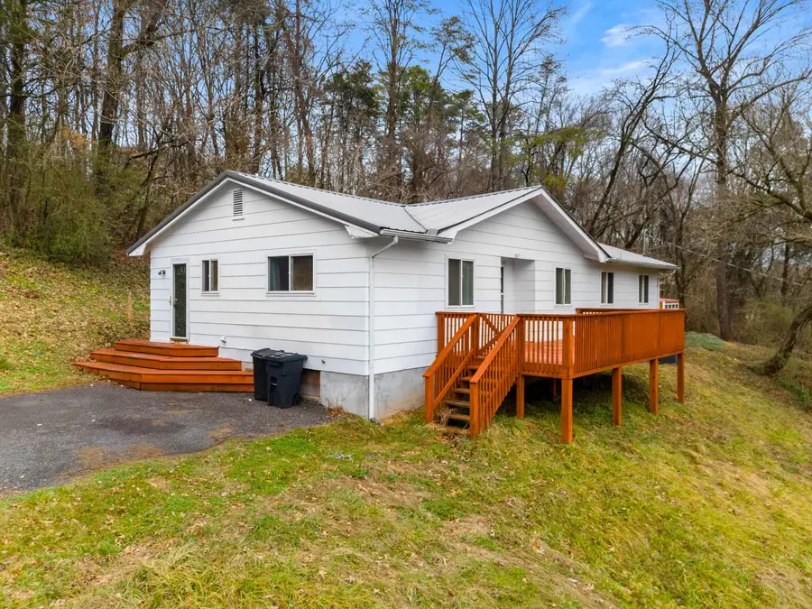 8017 Thorn Grove Pike, Knoxville, TN 37914 - #3