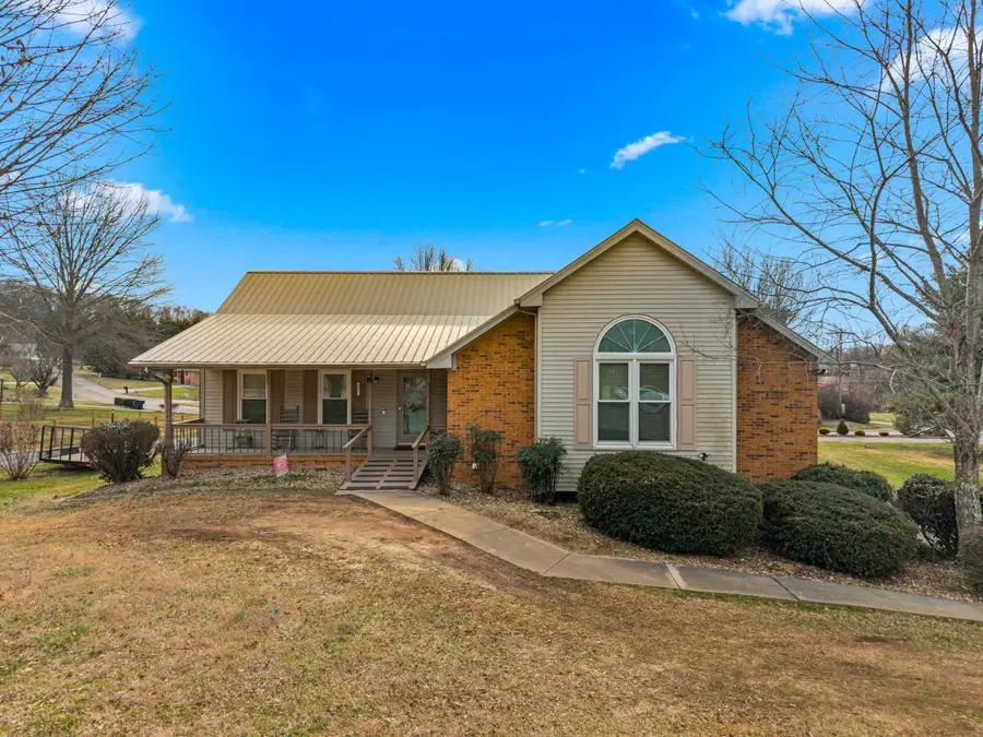 3835 Sunflower Court, Morristown, TN 37814 - #2