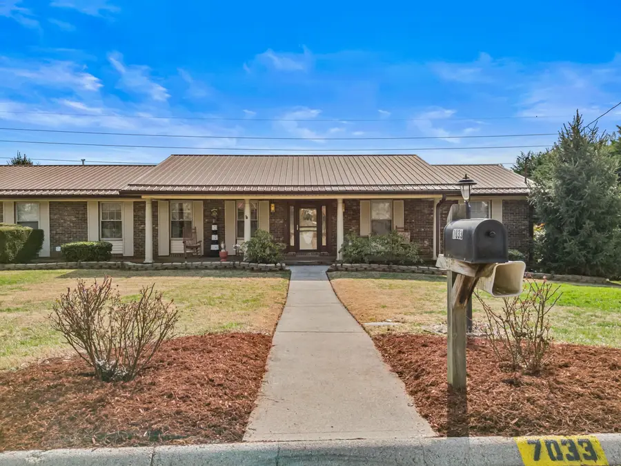 7033 S Crest Avenue, Talbott, TN 37877 - #3