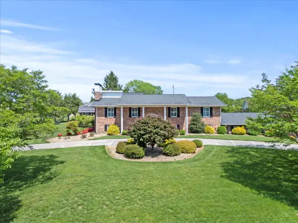 1626 Cardinal Drive, Morristown, TN 37814