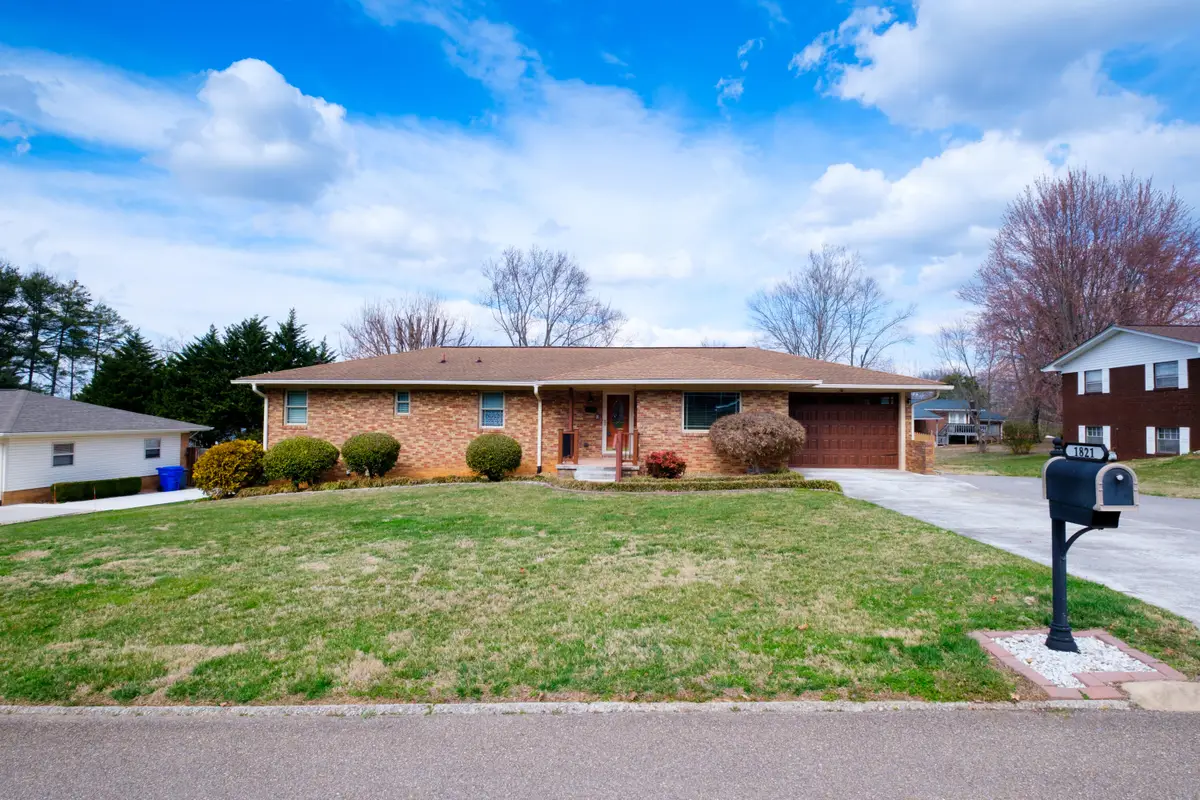 1821 Russell Street, Morristown, TN 37813 - #1