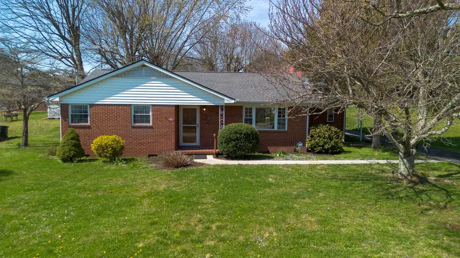 1917 Overlook Avenue, Jefferson City, TN 37760 - #3