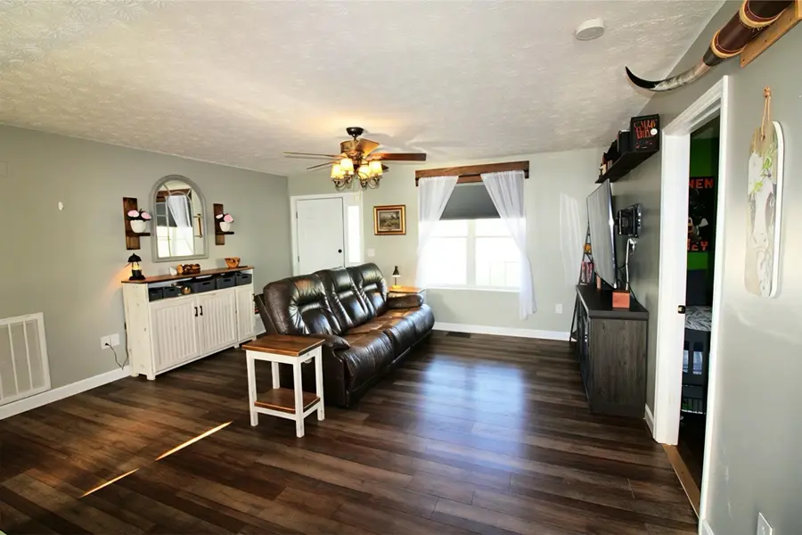 613 Carmack Court, Dandridge, TN 37725 - #3