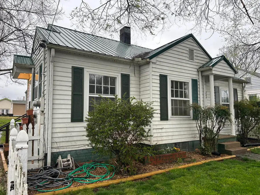 209 Tennessee Avenue, Morristown, TN 37813 - #3