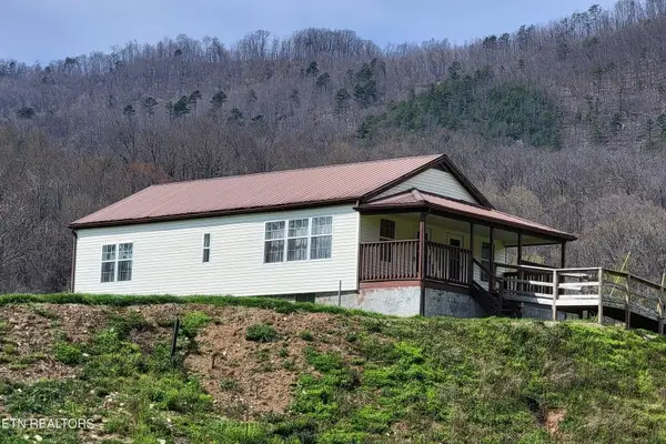 183 Rough House Hollow Road, Mooresburg, TN 37811