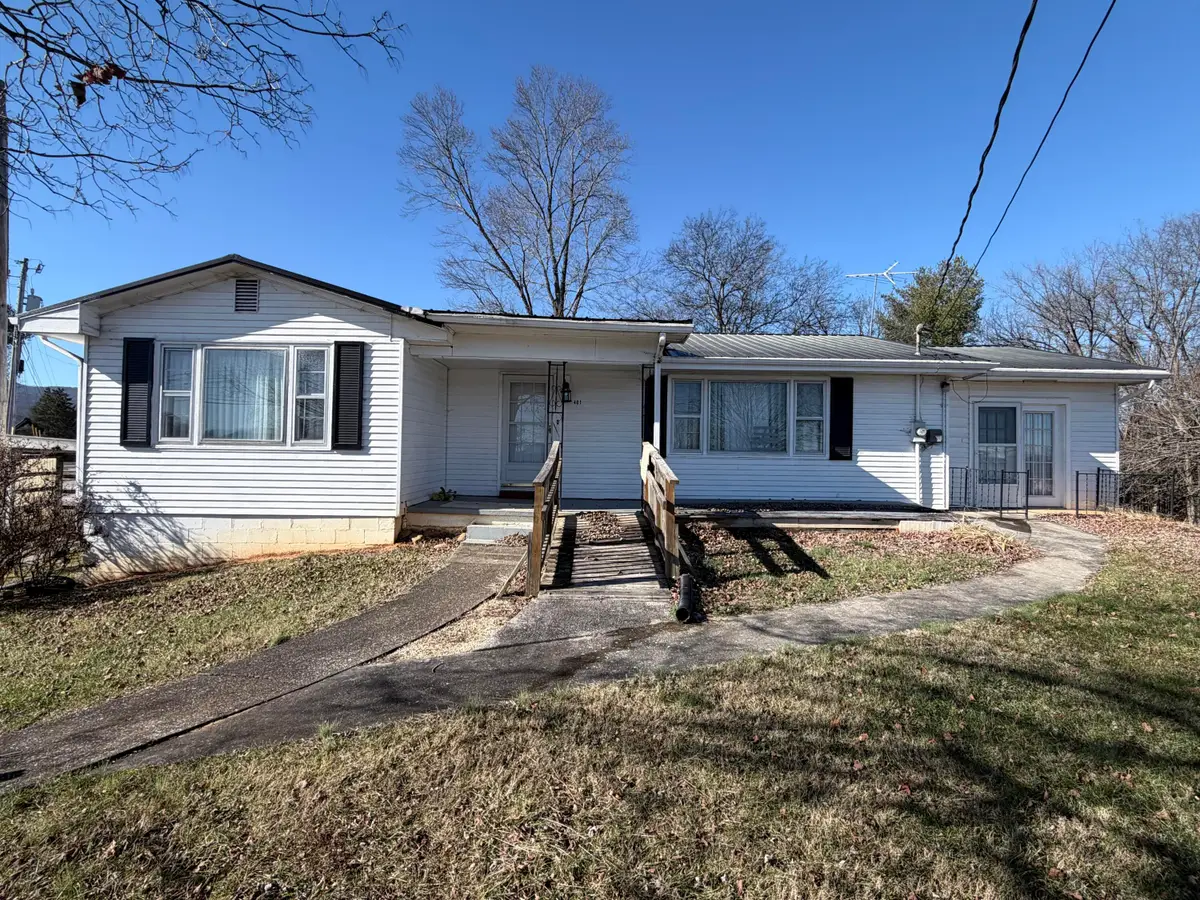 401 Buda Road, Newport, TN 37821 - #1