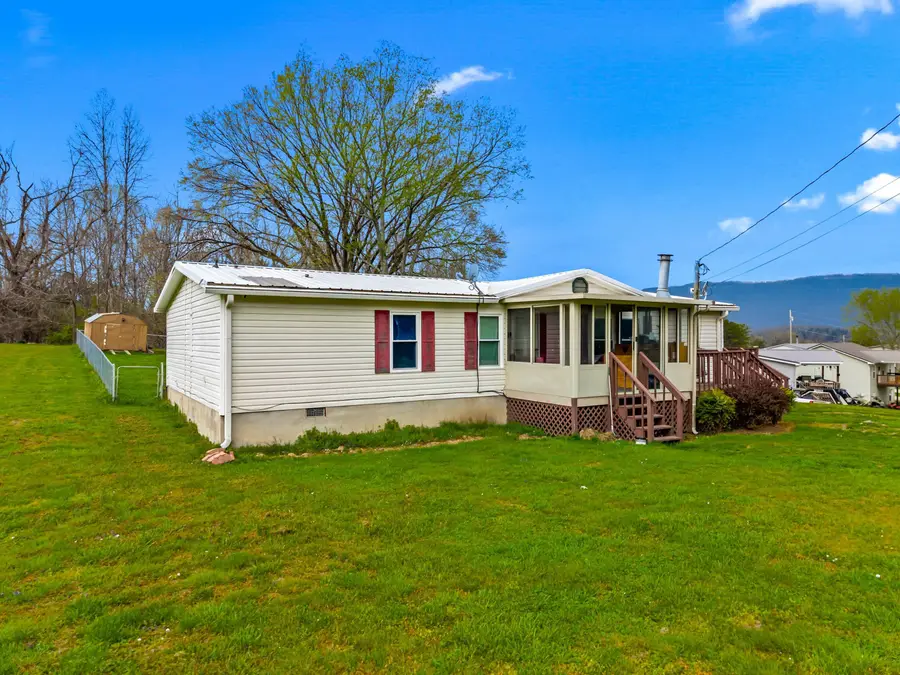 242 Cowan Lane, Lafollette, TN 37766 - #2