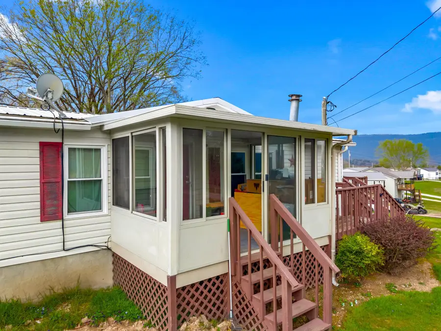 242 Cowan Lane, Lafollette, TN 37766 - #3