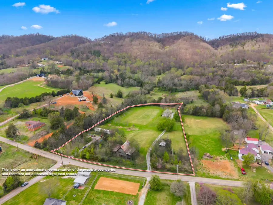 664 W Dumplin Valley Road, Jefferson City, TN 37760 - #3