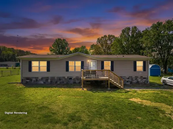 1469 Old Newport Highway, Dandridge, TN 37725