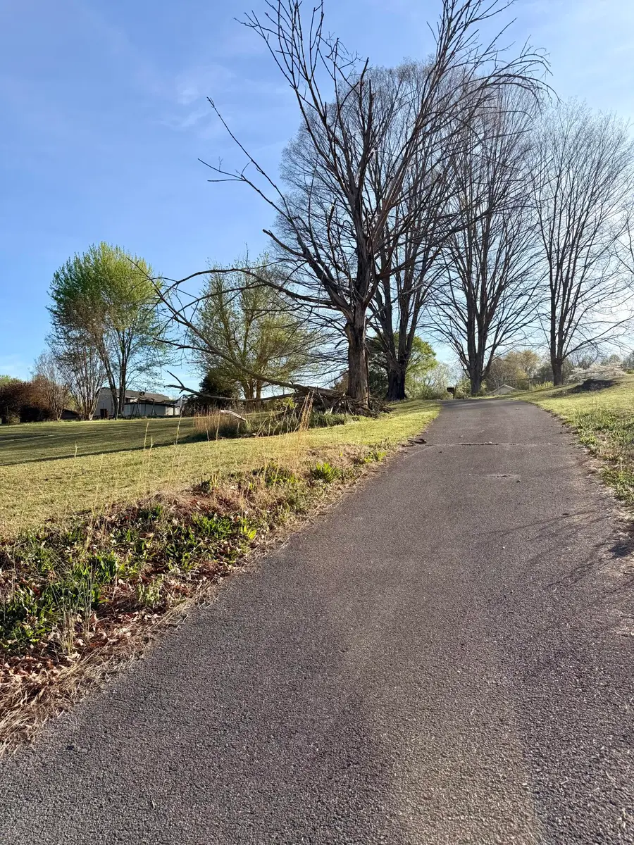 1321 Tranbarger Drive, Kingsport, TN 37660 - #2