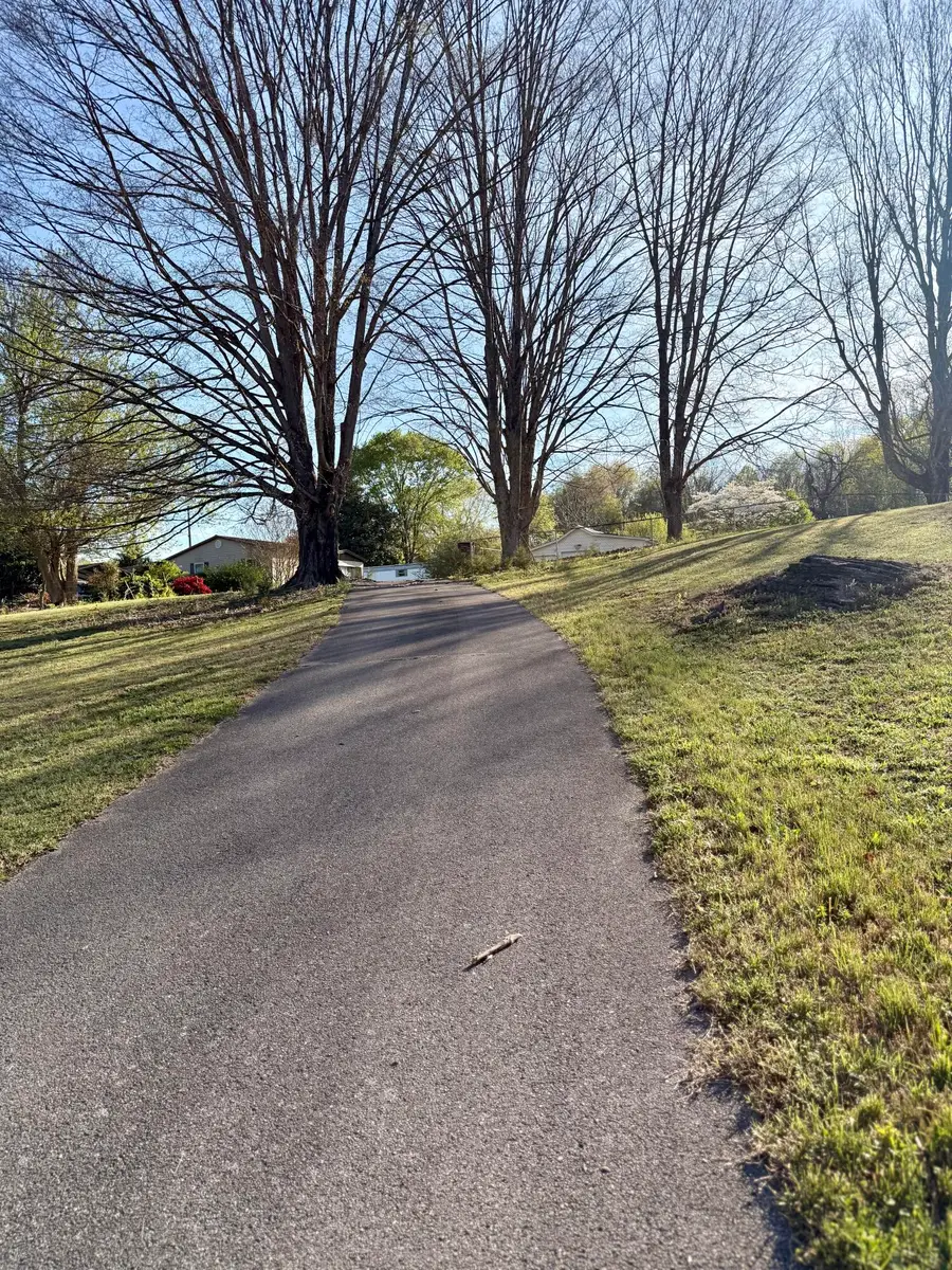 1321 Tranbarger Drive, Kingsport, TN 37660 - #3