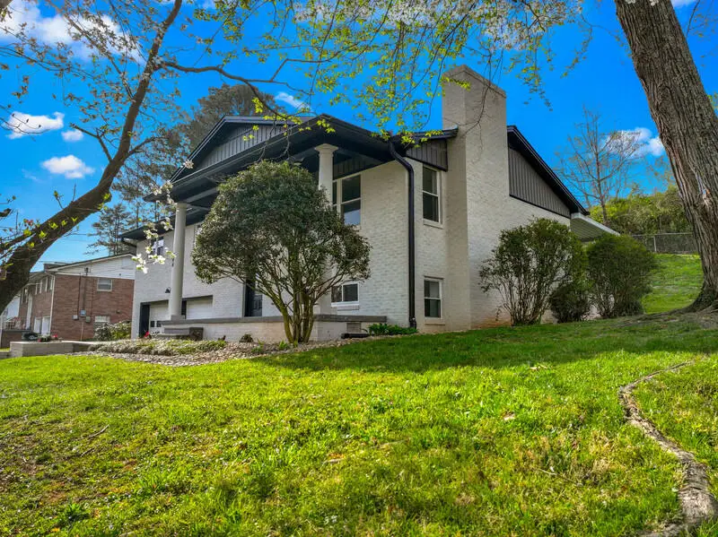 444 Laurel Street, Morristown, TN 37813 - #3