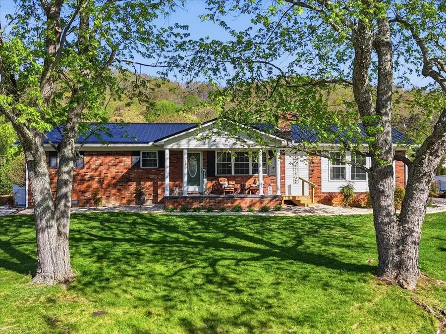 1409 Chamber Street, Rogersville, TN 37857 - #2