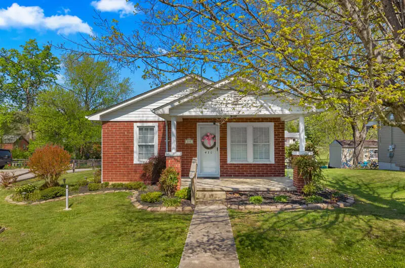 410 Cherokee Avenue, Clinton, TN 37716 - #3