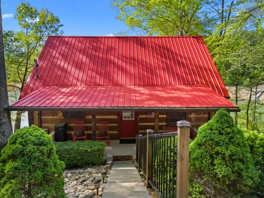 1055 Dean Circle, Dandridge, TN 37725 - #2