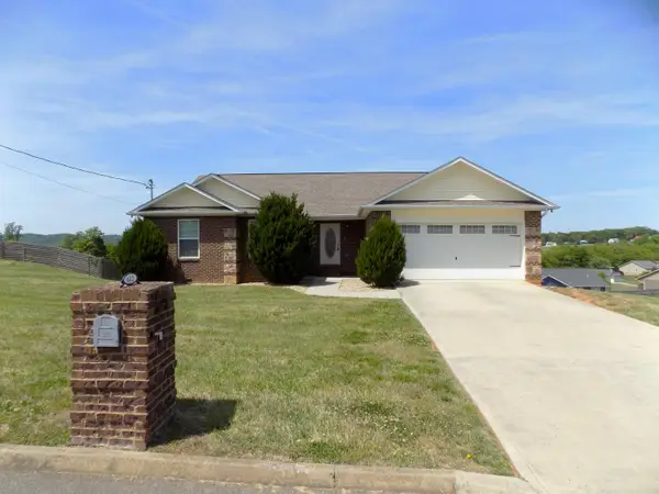 642 Privet Drive, Dandridge, TN 37725