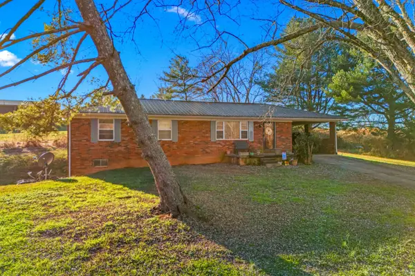 1807 Needmore Road, Whitesburg, TN 37891