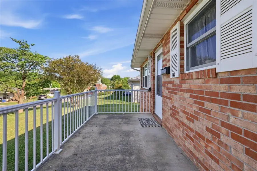 539 4th Street, Newport, TN 37821 - #2