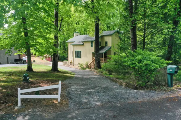 4517 Woodoak Drive, Kingsport, TN 37664