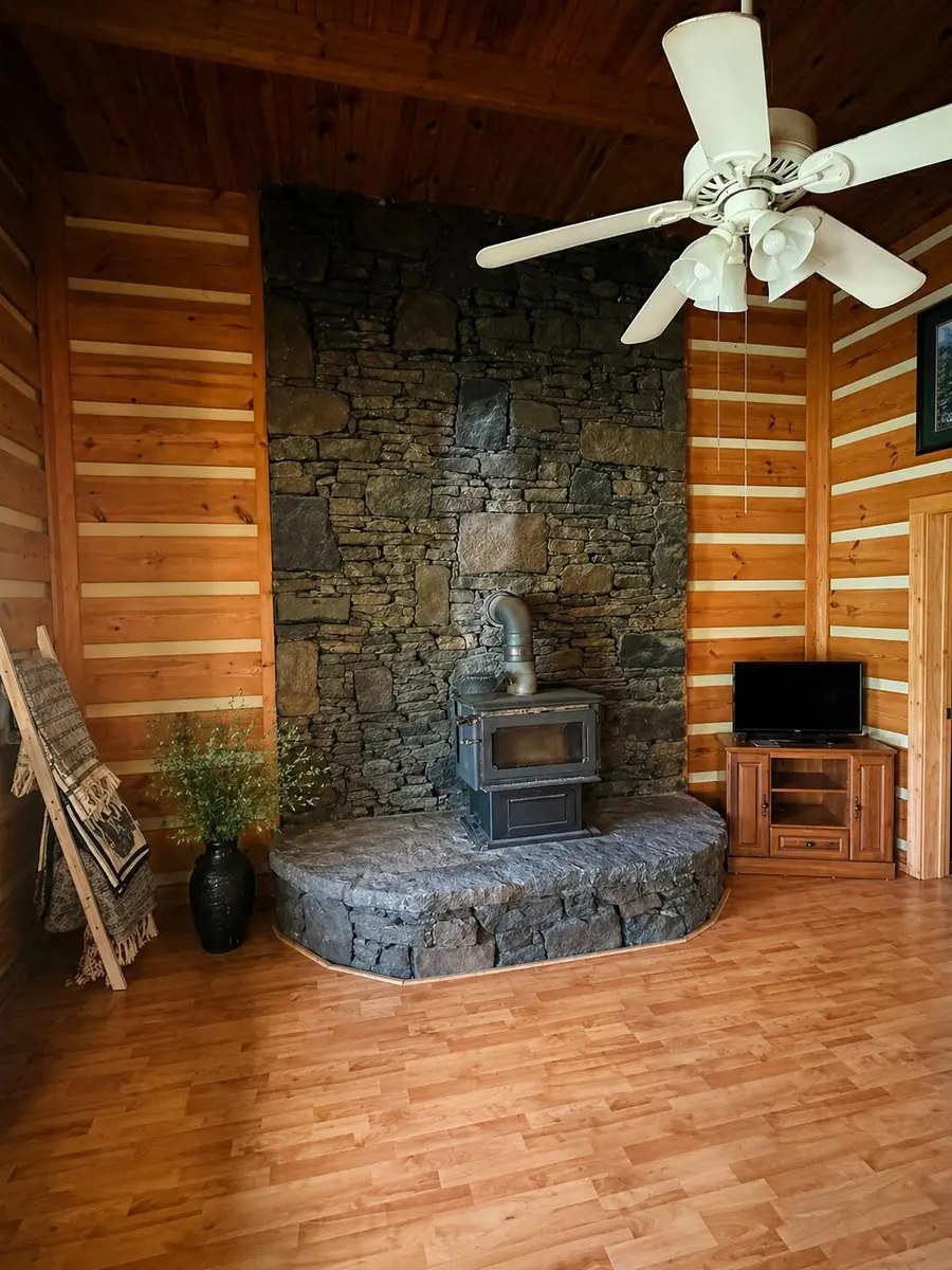 1328 Stoney Fork Road, Sneedville, TN 37869 - #3