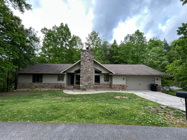 2402 Joshua Lane, Pigeon Forge, TN 37863