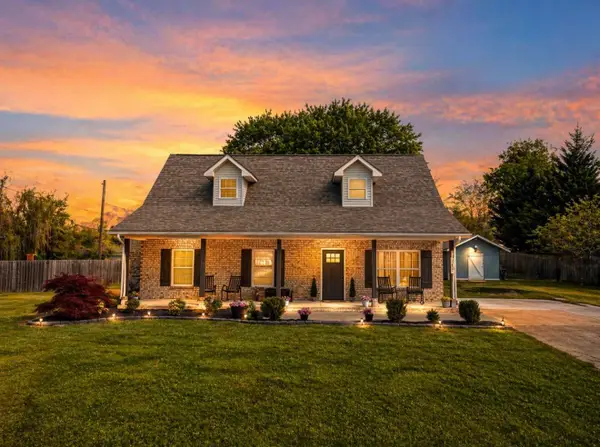 153 Gayle Avenue, Lenoir City, TN 37771