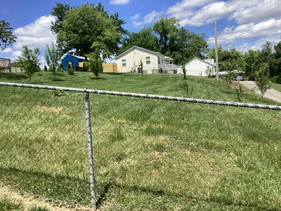 449 Ash Street, Morristown, TN 37813 - #3