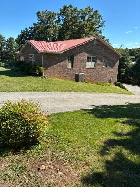 2290 Old Ford Road, Morristown, TN 37814