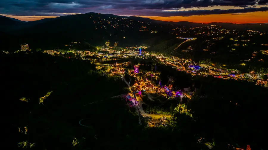 704 Topside Road, Gatlinburg, TN 37738 - #3