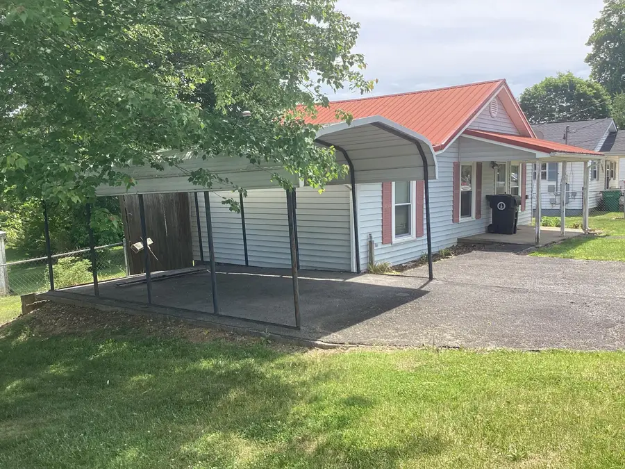 737 Lennie Avenue, Morristown, TN 37813 - #3