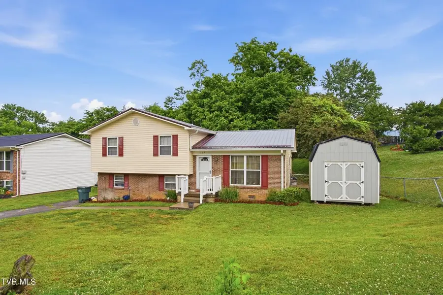 159 N Sunset Street, Greeneville, TN 37743 - #2