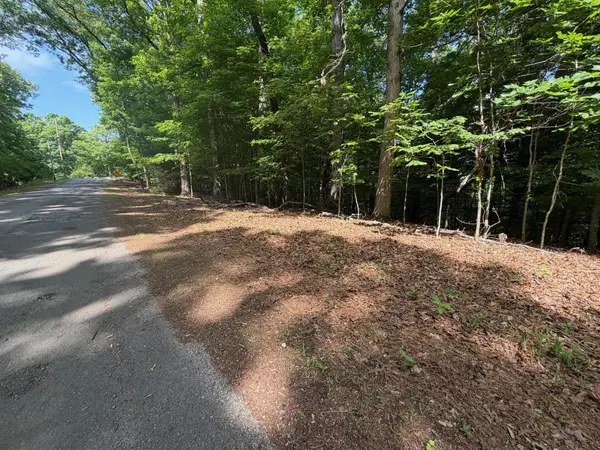 02A Beechwood Drive, Dandridge, TN 37725