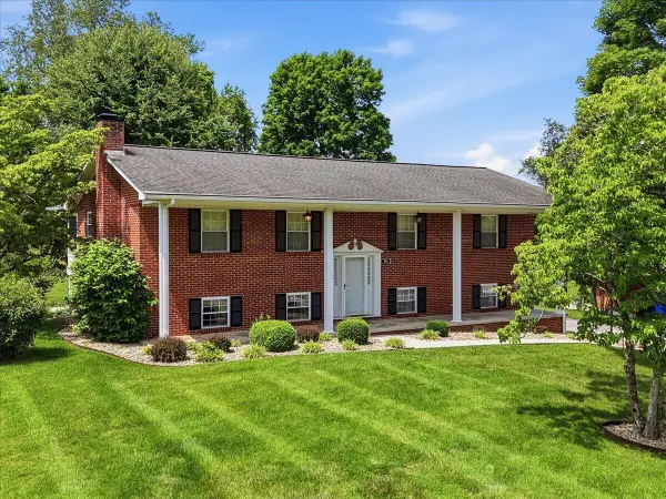 294 Flemings Drive, Morristown, TN 37813