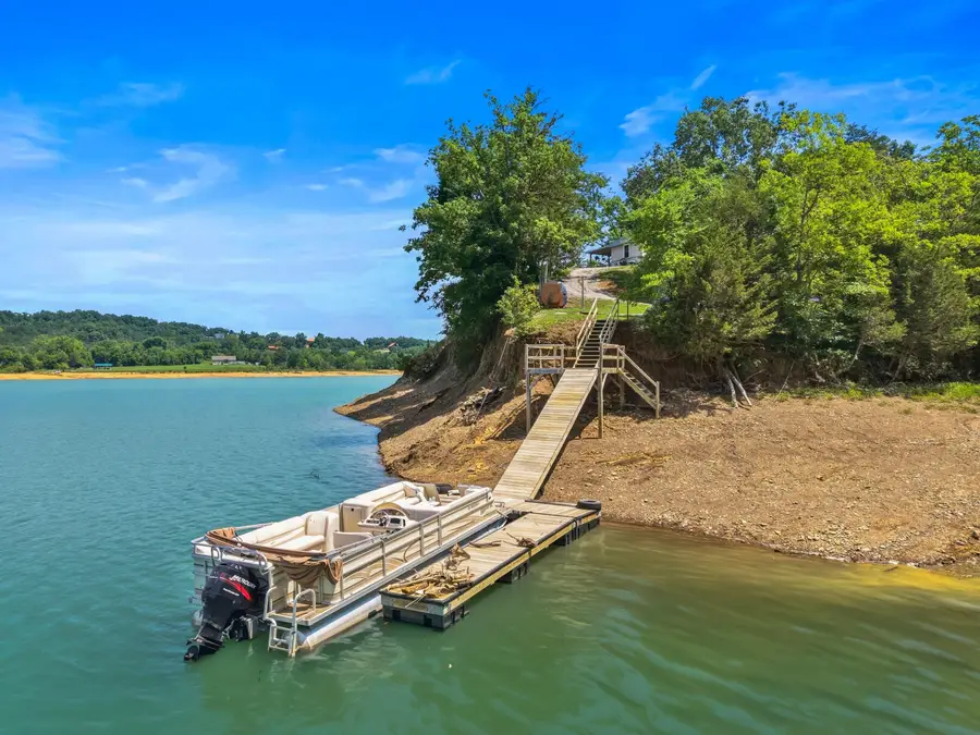 2019 Paradise Hills Road, Dandridge, TN 37725 - #2